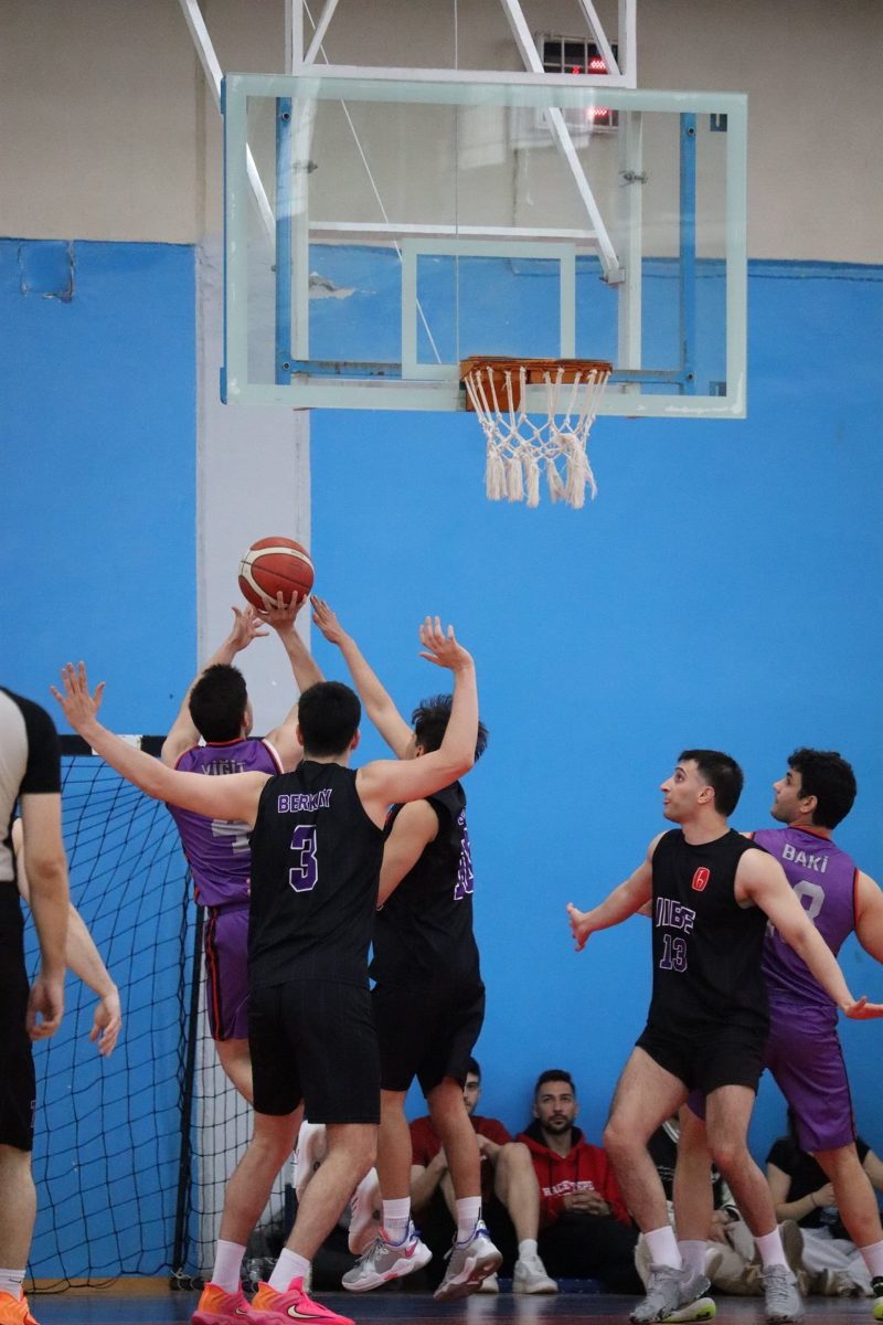 Basketbol — Kare 10