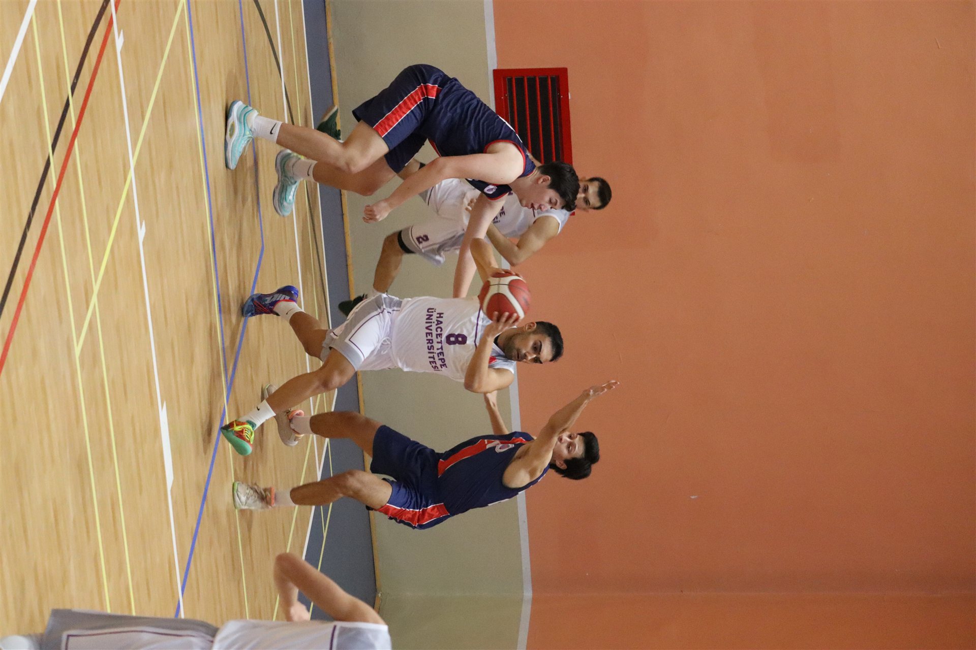 Voleybol — Kare 08