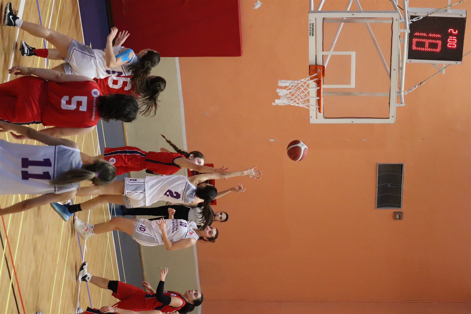 Voleybol — Kare 15