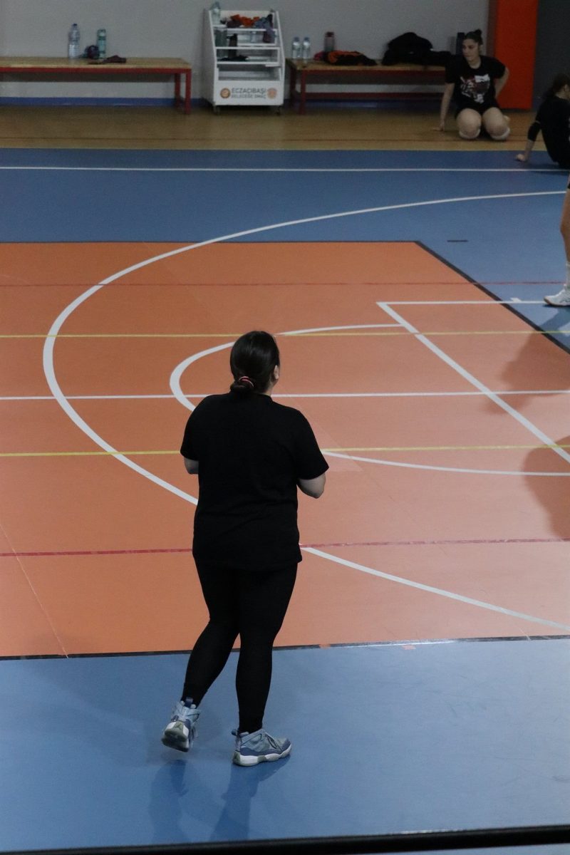 Voleybol — Kare 25