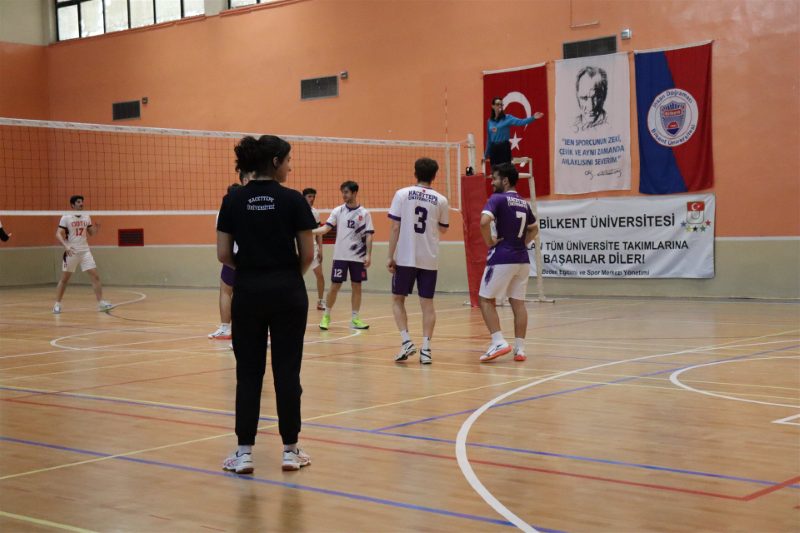 Voleybol — Kare 40